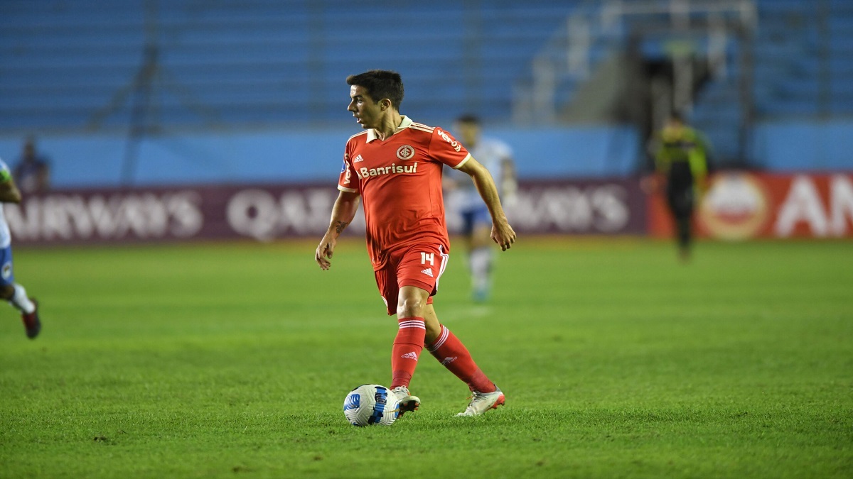 O jogador falou com a imprensa após a vitória do Inter diante do Bragantino Foto: SC Internacional