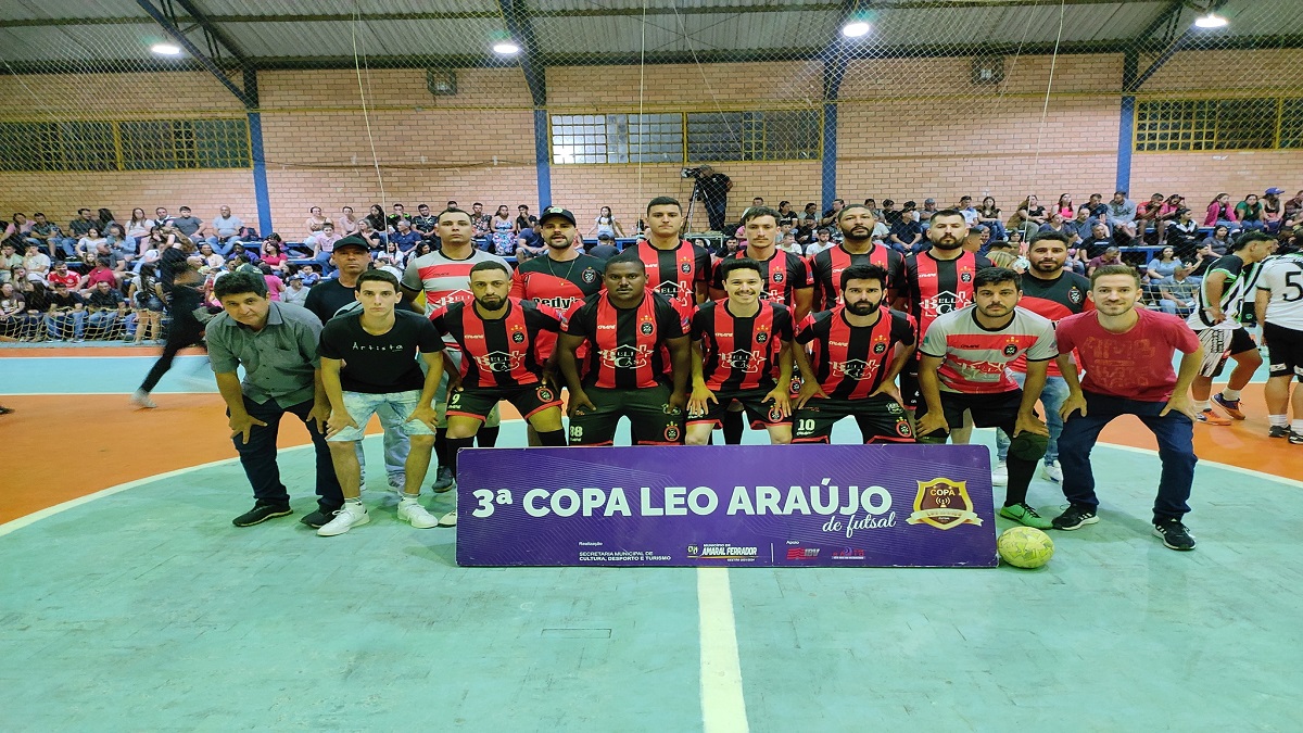 Final em amaral - dogs Mix é campeão de futsal em 2023.