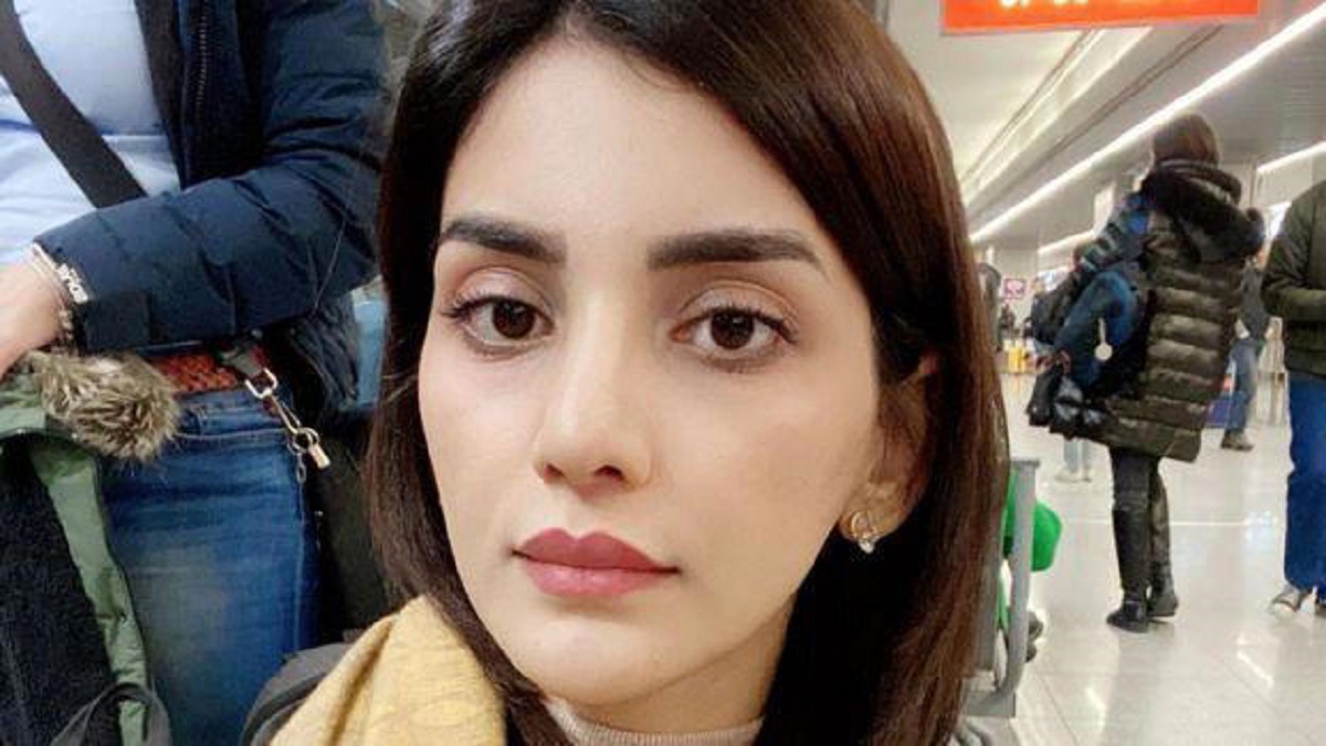 Hoje Nilofar é jornalista e fala sobre a situação das mulheres no seu país natal, o Afeganistão © NILOFAR AYOUBI