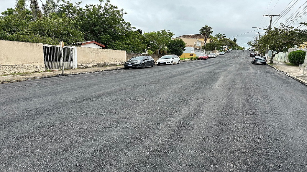 Concluída a pavimentação asfáltica na Rua Zeca Netto