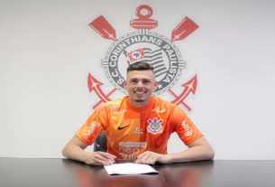 O atleta (foto) chega para ser uma alternativa reserva para o titular da posição, Sérgio Rochet Foto: Reprodução