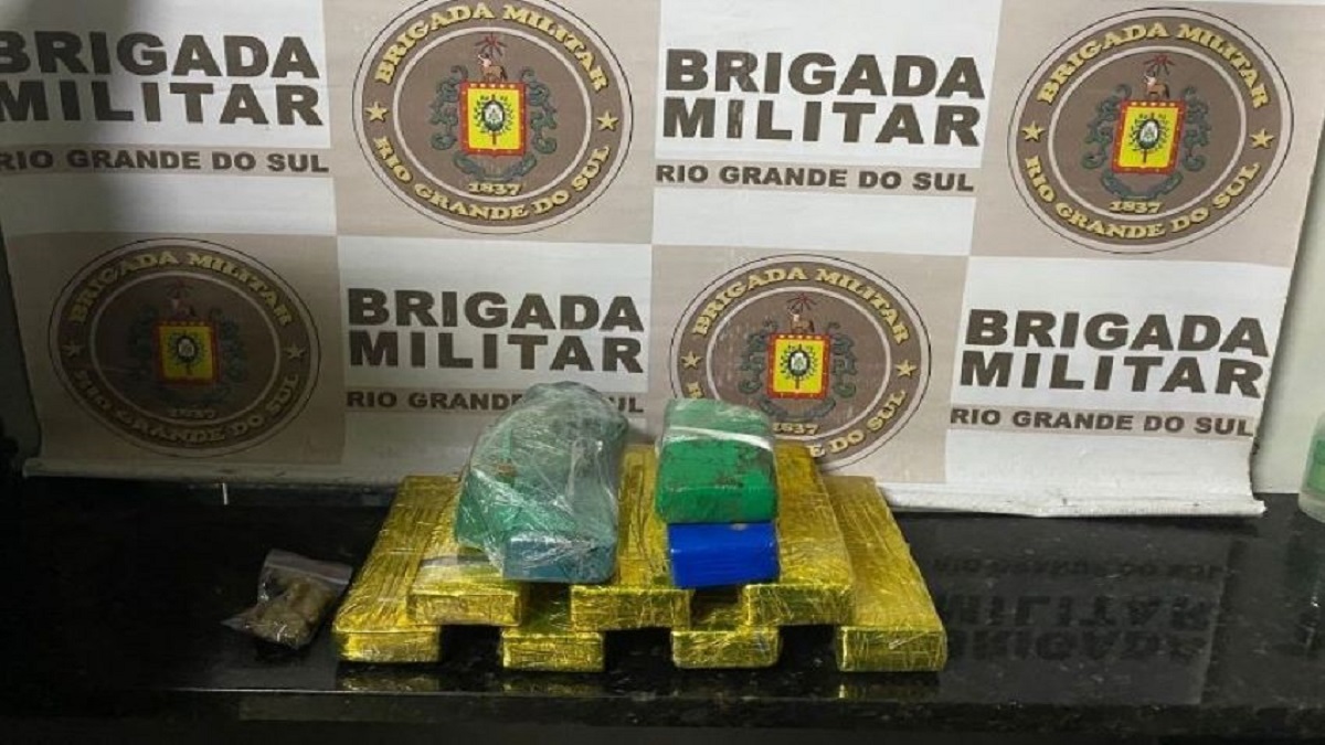 Ação da Brigada Militar ocorreu na noite desse sábado (20), no bairro São Luiz