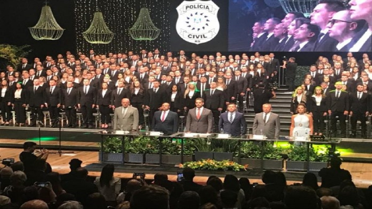 O evento marca o encerramento do Curso de Formação Profissional da 58° Turma de Escrivães e 57° Turma de Inspetores da Polícia Civil