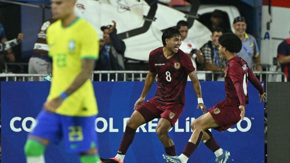 Segovia comemora gol da Venezuela contra o Brasil no pré-olímpico Getty Images