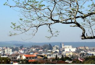 Não haverá funcionamento das repartições públicas exceto serviços essenciais