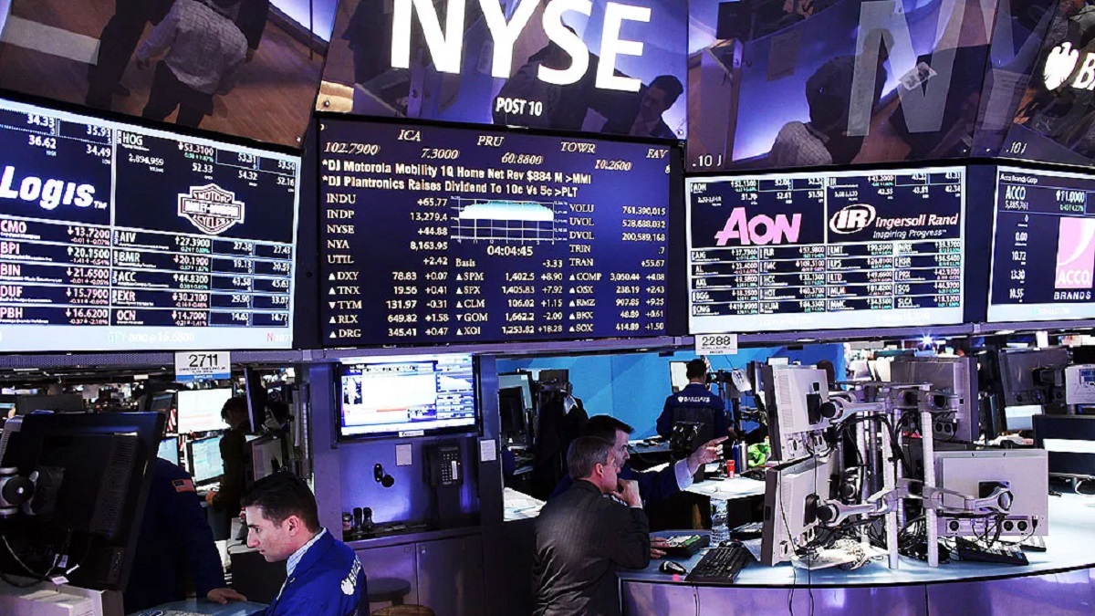 Abertura de mercado: O índice global MSCI diz que as ações subiram 7,7%, a maior alta trimestral desde 2019. Só no S&P 500, foram 22 dias de recordes