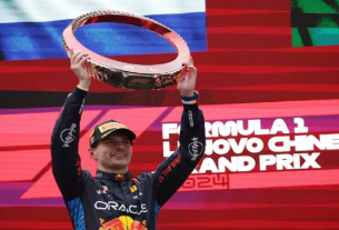 O piloto holandês que largou na pole position se manteve na liderança durante toda a corrida com ampla vantagem.