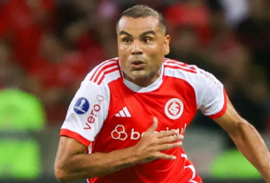 agueiro defende Coudet no Inter