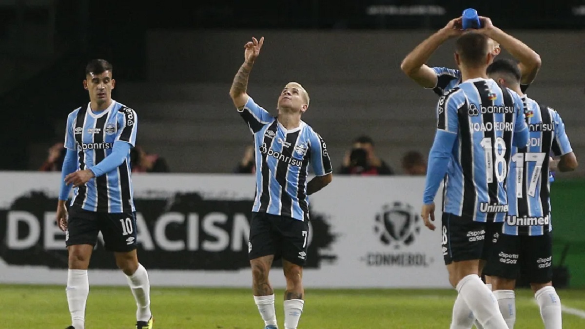 Soteldo abriu o placar da goleada gremista / ALBARI ROSA/GettyImages