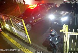 Criminosos utilizaram no ataque falsas viaturas da Polícia Federal.