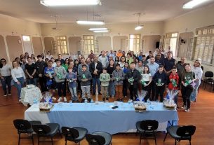 Evento de lançamento ocorreu no auditório Zilda Maria Azambuja na última sexta-feira.