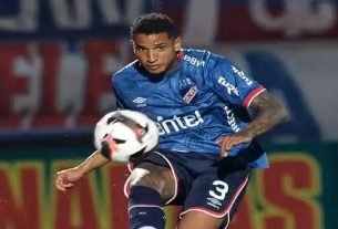 Ele deixa uma esposa e dois filhos – uma menina de dois anos e um menino de menos de um mês de vida.