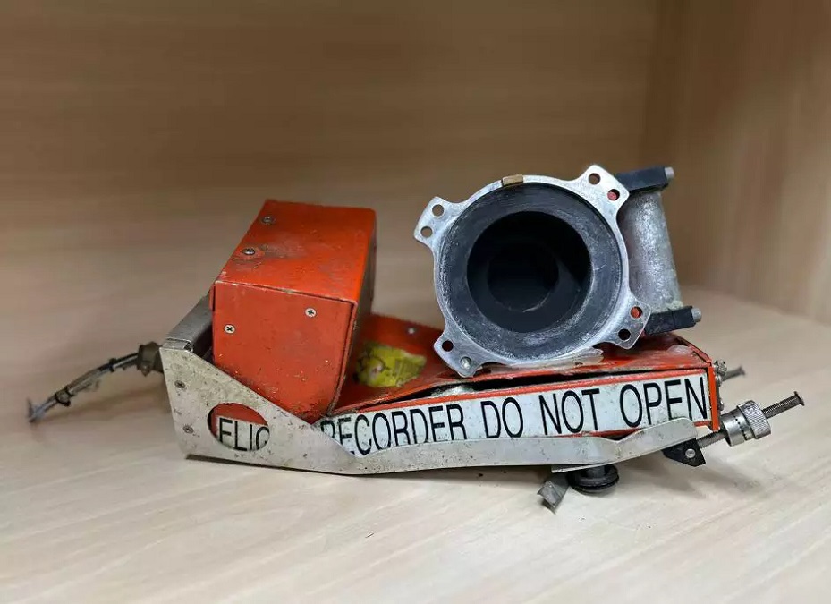 Não foram identificados, porém, sons de alertas de presença de fogo, falha elétrica ou de pane no motor.