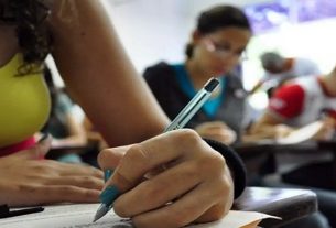 São ao todo mais de seis mil vagas em 21 ministérios, agências e autarquias.