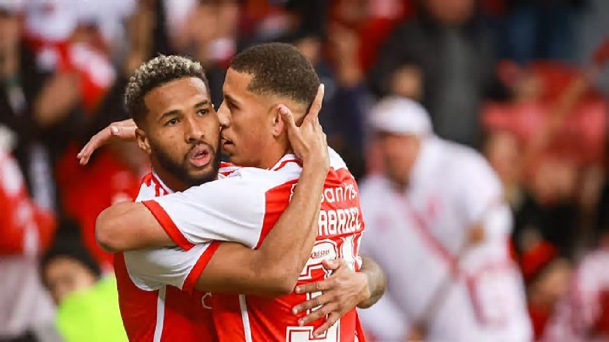 Joia pode receber uma oferta nas próximas horas e a direção já prepara uma decisão final envolvendo o jogador de 17 anos