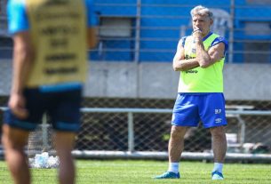 Renato Gaúcho é um que tem a situação indefinida no Grêmio, já que seu contrato é válido até dezembro
