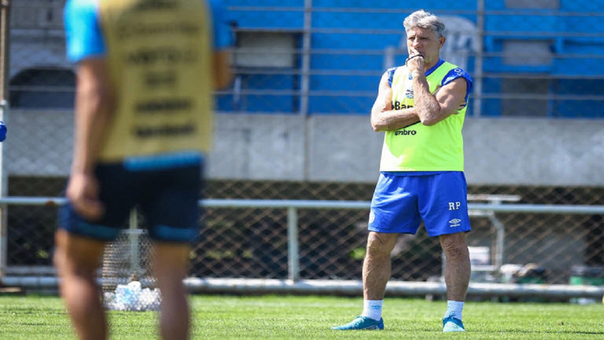 Renato Gaúcho é um que tem a situação indefinida no Grêmio, já que seu contrato é válido até dezembro