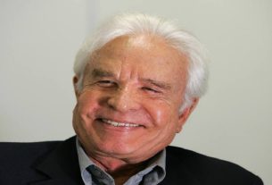 Cid Moreira apresentou o Jornal Nacional por cerca de 8 mil vezes