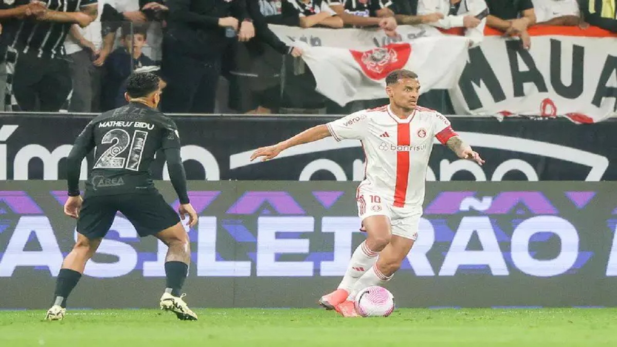 Válido pela 29° rodada do Campeonato Brasileiro, o duelo foi disputado na Neo Química Arena, em São Paulo.