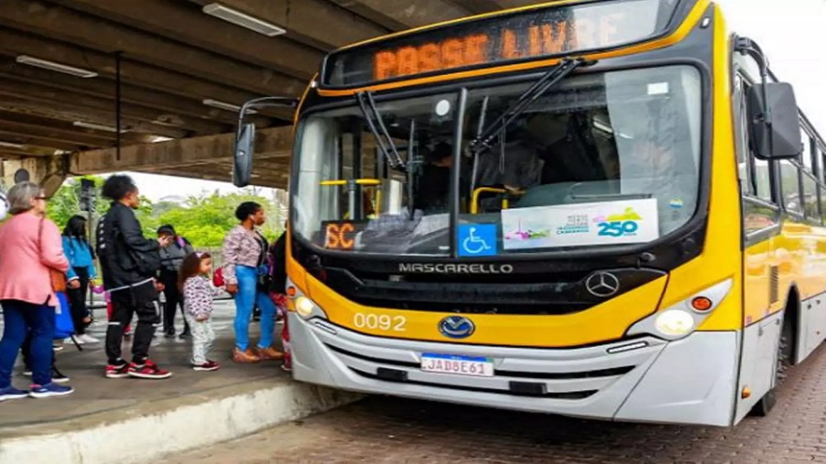 Não é necessário apresentar título ou comprovante eleitoral. (Foto: Alex Rocha/Arquivo PMPA)