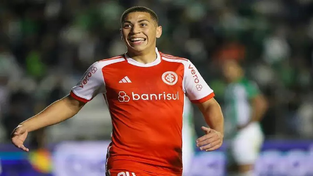 Meia-atacante estreou em junho de 2024 e participou de 26 partidas com a camisa do Colorado