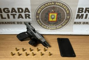 Um homem de 30 anos foi preso por porte ilegal de arma de fogo em Dom Feliciano.