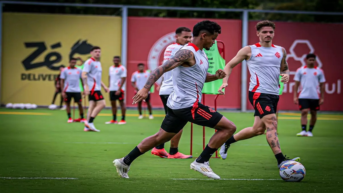 Os preparativos do Inter para o jogo chegaram ao final na manhã dessa sexta-feira (24), no CT Parque Gigante.