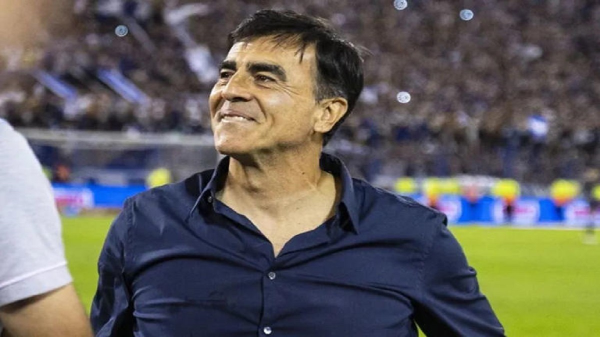 Grêmio já tem data marcada para receber comissão técnica de Quinteros em Porto Alegre