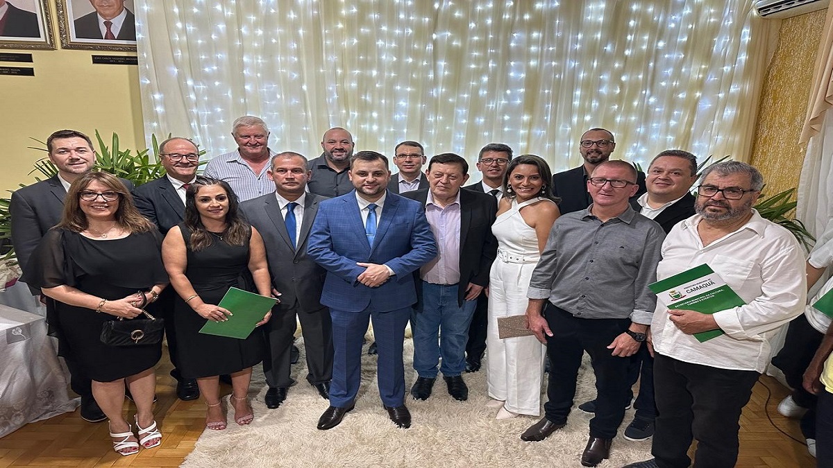 Novo chefe do executivo ressaltou o quanto município entregue pelo ex-prefeito Ivo está saudável financeiramente.