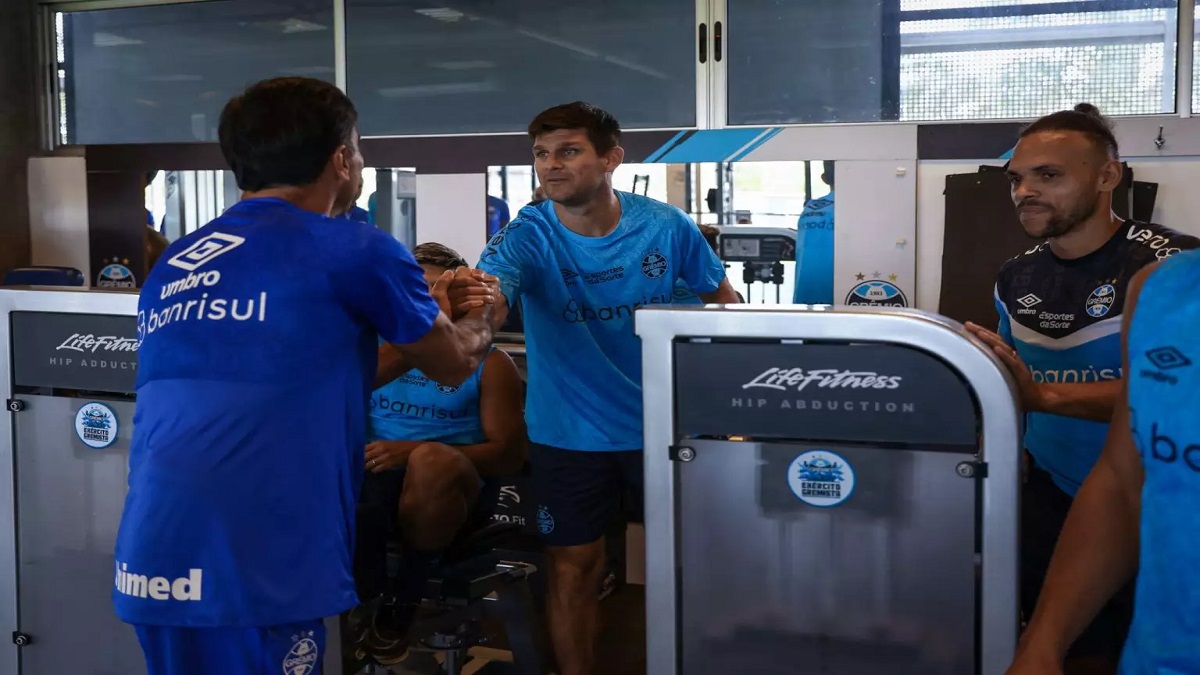 Os atletas foram submetidos a uma bateria de testes e avaliações médicas no Centro de Treinamento Luiz Carvalho