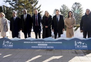 G7 confirma 'apoio inabalável' à 'integridade territorial' da Ucrânia