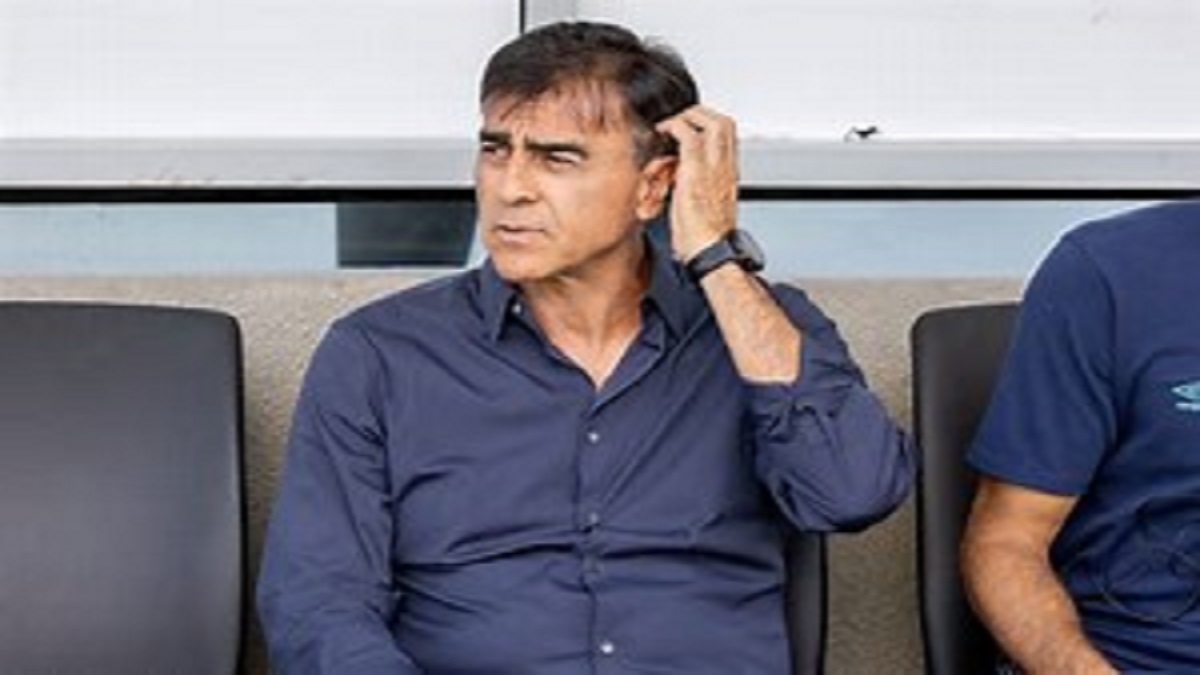 Quinteros ganha três reforços para estreia no Brasileirão