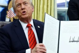 Trump assina decreto para reforçar segurança eleitoral nos EUA e cita biometria do Brasil como exemplo