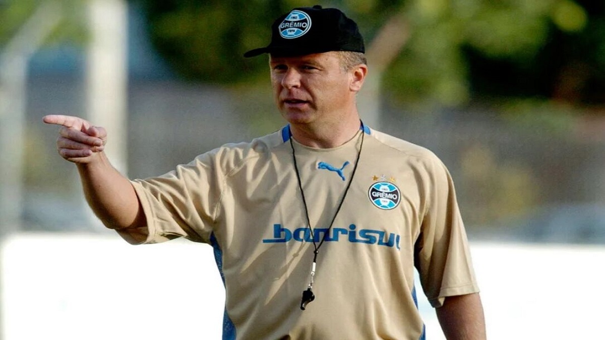Mano Menezes no Grêmio em 2005