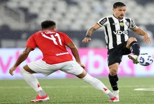 BOTAFOGO 4 X 0 INTERNACIONAL