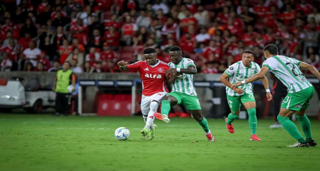 Carbonero-e-Hinestroza-