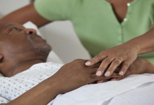 Fezes da esposa salvam vida de homem em Santa Catarina