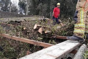 Danos após vento e temporal de granizo