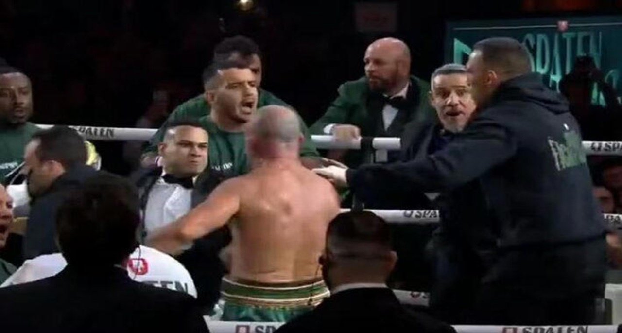 Rafael Freitas, filho de Popó, acerta soco em Wanderlei Silva