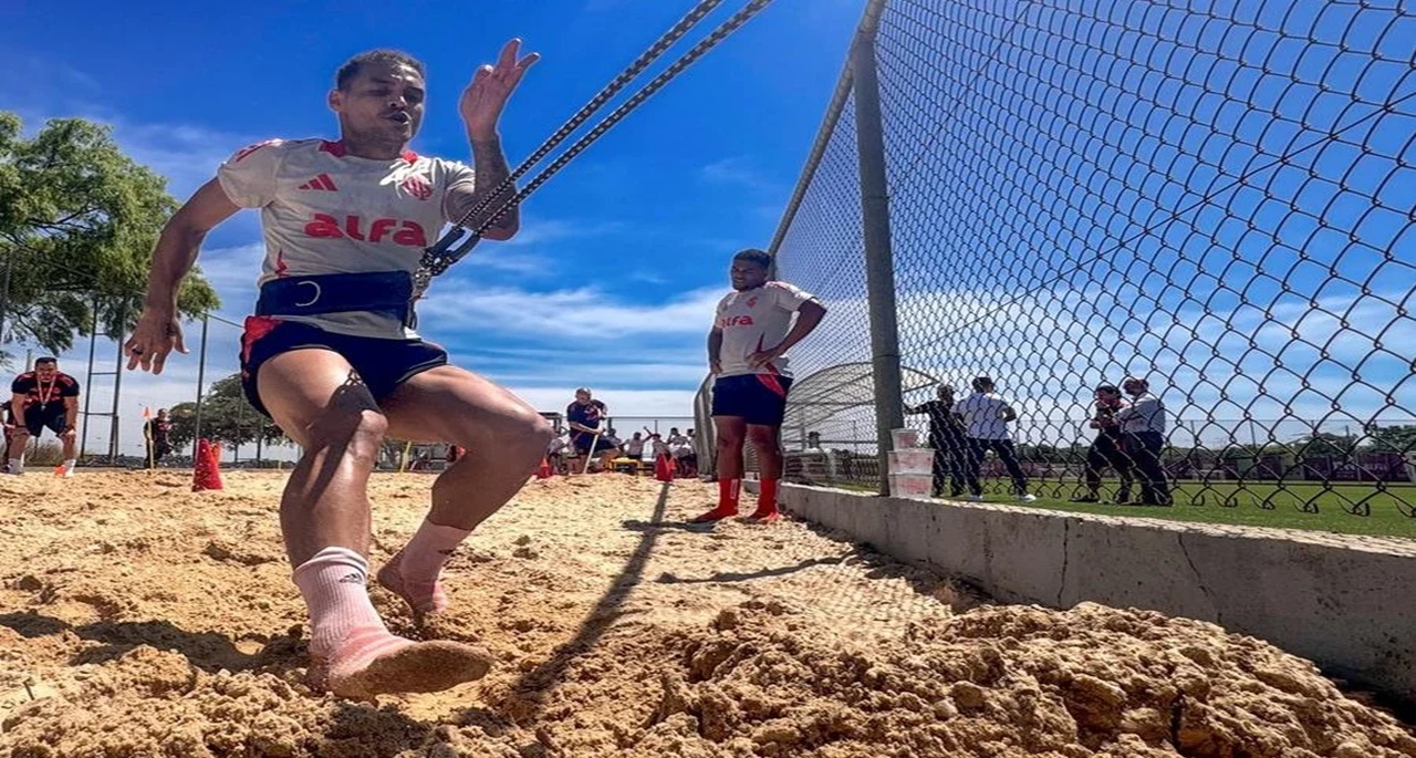 Alan Patrick trabalhou com o grupo colorado