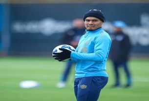 Arezo foi emprestado pelo Tricolor ao Peñarol