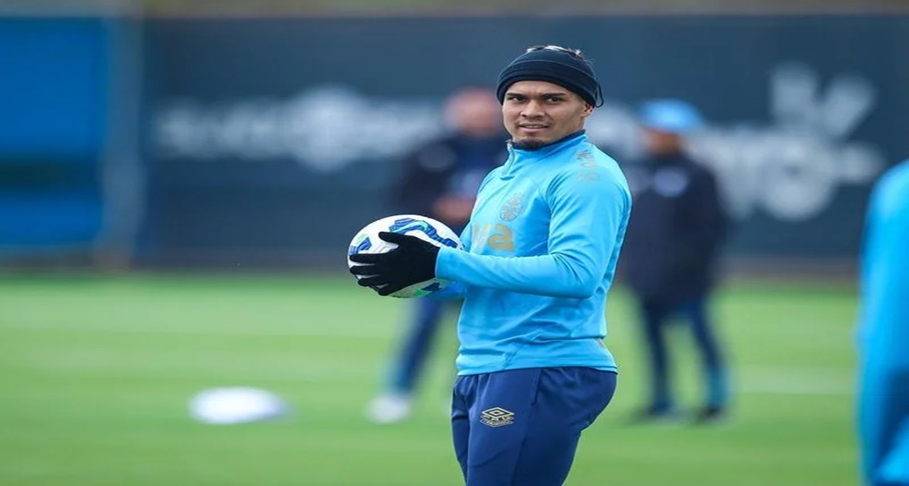 Arezo foi emprestado pelo Tricolor ao Peñarol