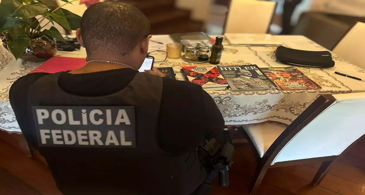 crimes de apologia ao nazismo, racismo e exposição da intimidade sexual