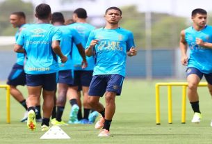 Grêmio joga contra o Guarany no Campeonato Gaúcho