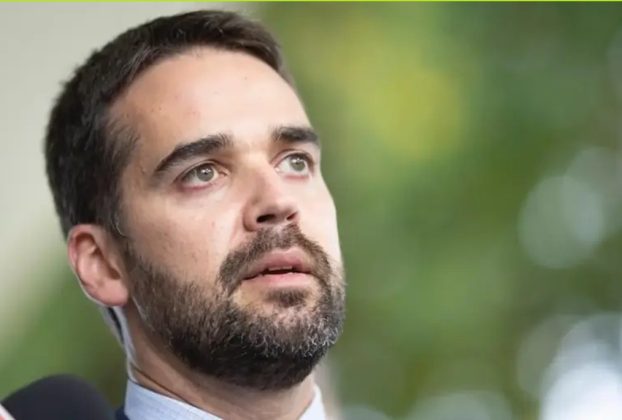 Eduardo Leite permanece no governo do RS