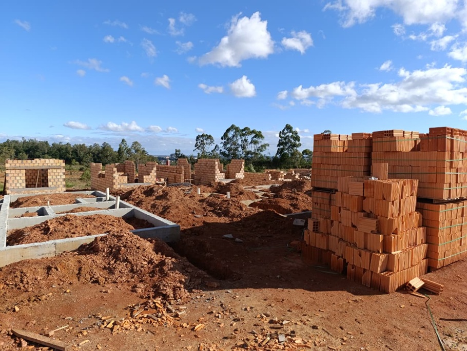 60 casas populares na fase 2 do Loteamento das Flores