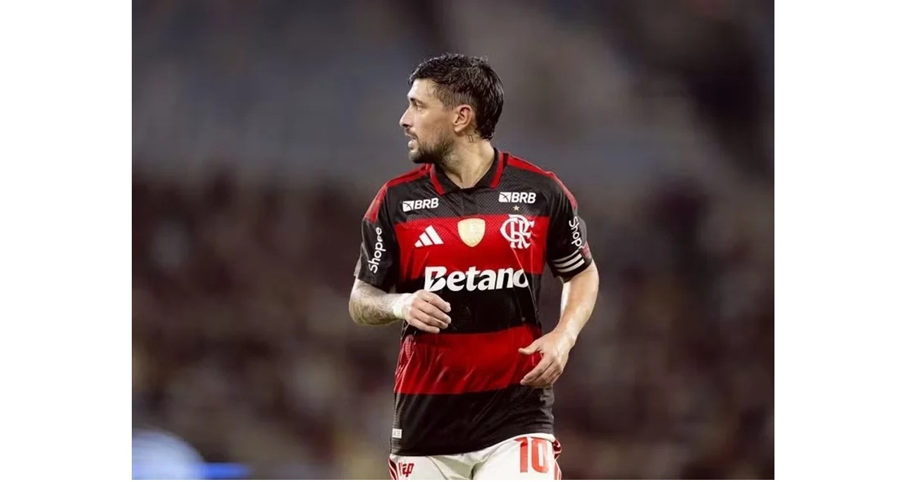 Arrascaeta é um dos desfalques do Flamengo para o duelo na Arena