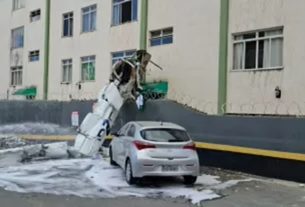 Aeronave cai em BH