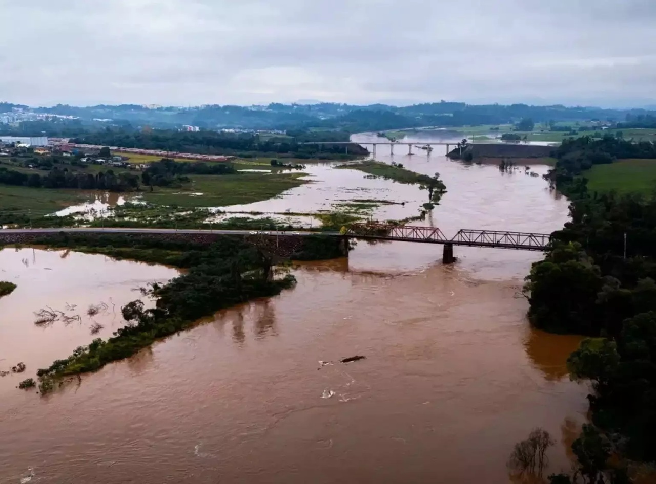 Chuvas no RS - Rio Taquari