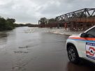 Em Alegrete, a ponte do Rio Capivari, na ERS-507, foi bloqueada totalmente devido à elevação da água